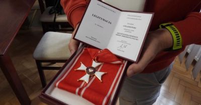Żołnierz AK pośmiertnie odznaczony Krzyżem Komandorskim